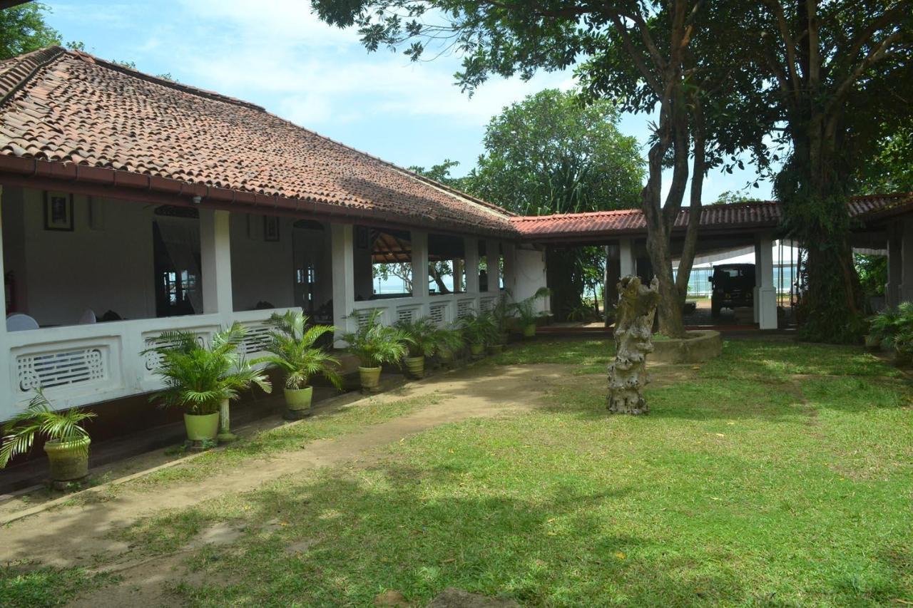 Rest House Matara 호텔 외부 사진